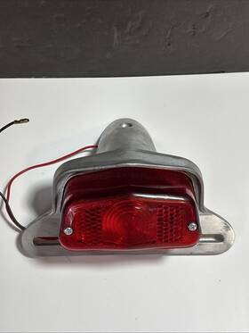 Cs-4043 Arnley Lucas-style Tail Light Assy Triumph Norton Bsa Bobber Chopper Bates 500 650 750