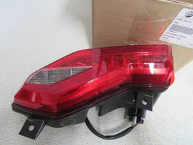 710007002 Can-am 20-24 Spyder F3 Rt Left Side Taillight Tail Light Lamp Brake Oem Dd16-8