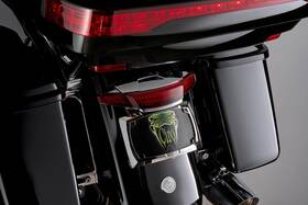 40473 Ciro Latitude Taillight And Plate Mount Lightstrilke Red/amber Leds Chrome