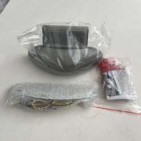 Ctl-0018-it-cs Clear Alternatives 99-07 Hayabusa Katana Led Rib Smoke Taillight Tail Light Integrated Signals