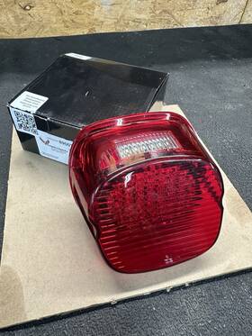 8900tl5-r-nf Eagle Lights Flashing Strobe Layback Led Tail Brake Light Harley Davidson