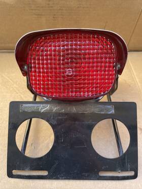 59995-80 Harley-davidson Oem Taillight With License Plate Holder