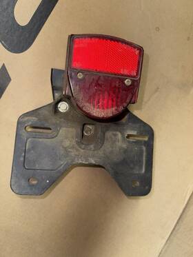 33700-gc1-671 Honda 82 83 Nu50 Urban Express Oem Tail Light And Bracket