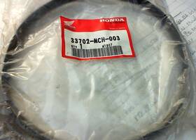 33702-mch-003 Honda Nos Tail Light Moulding Vtx800 Vtx1300 Vtx1800 Old Stock