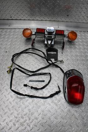 7480852 Honda 2001 Shadow Ace 750 Vt750cd Deluxe Taillight/sensor And Signals