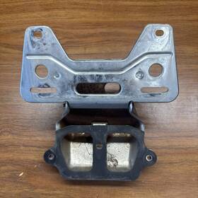 84700-mb9-770 Honda 1983 Gl1100 Goldwing Aspencade Tail Light License Plate Mount
