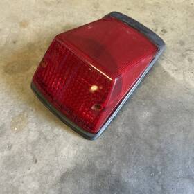 220-40932 Kawasaki 1985 - 2005 Klr250 Rear Taillight Brake Light Oem Assembly