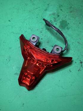 40507 Kawasaki 2018 Ninja Zx1000 Brake Light Taillight Tail Lamp Oem #p