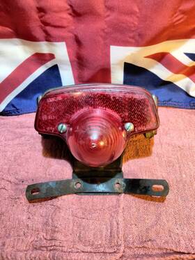 8281-39 Lucas Triumph Bsa L679 Taillight Tail Lamp Light Assembly