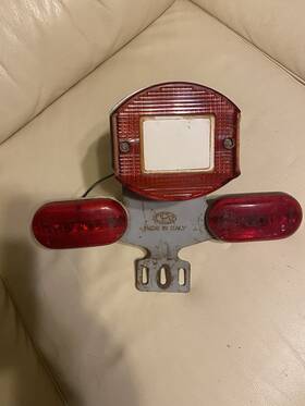 Dgm-11051 Moto Guzzi Cev 1975 850 T3 Taillight With Bracket Oem Mod 9350