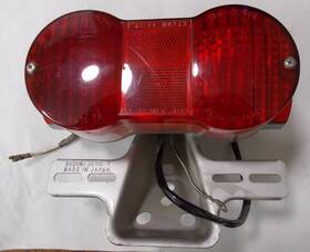35000-27811 Suzuki Vintage Tc120 Mt50 Motorcycle Oem Rear Tail Light Assembly 067
