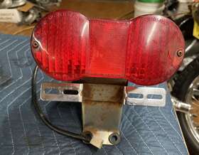 35710-16 Suzuki Gt380 Gt550 Gt750 Tail Light Assembly Complete