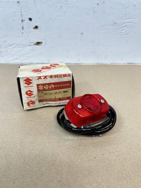 35710-48330 Suzuki 1978-1979 Ds 80 185 New Old Stock Tail Light