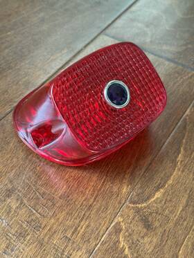 33-0507 V-twin Red Blue Dot Taillight Lense For Harley Softail Touring Dyna Models