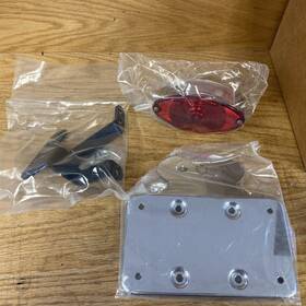 33-0852 V-twin Chrome Cateye Tail Lamp Kit Horizontal Mount Fits Harley Davidson