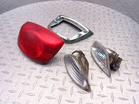 338736 Vespa 2006 06-08 Lx 150 Lx150 Oem Rear Brake Tail Light Turn Signals Lot