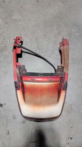 040-6477 Yamaha Xj750 Seca Tail Light Assembly