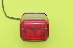 10m8471060 Yamaha 1982-1983 Xj750 Maxim Tail Light Assembly Complete 12 Volt