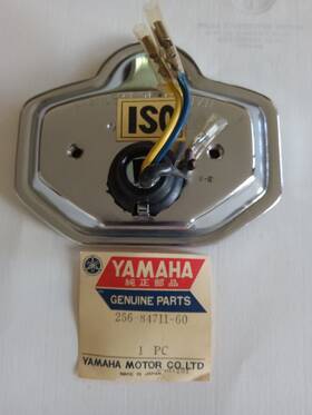 256-84771-60 Yamaha 1970 R5 Ai Tailight Base No Lens Pt#256-84771-60 Nos Oem