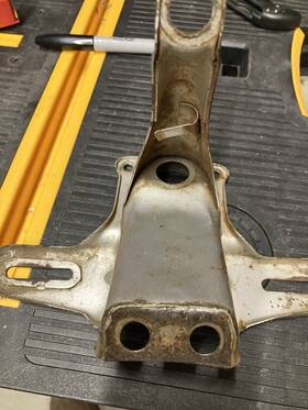 285-14412-00 Yamaha Dt Rt Tail Light Bracket