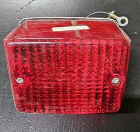 2f4-84510-60-00 Yamaha Nos Gt80 Dt80 Qt50 Lc50 Mj50 Taillight Brake