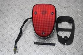 7480348 Yamaha 2005 Royal Star Xvz1300tf Venture Taillight Rear Tail Brake Light