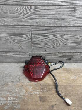 Jr-00 Yamaha 16-24 R3 Yzf Rear Brake Tail Light Taillight